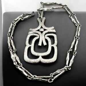 Vintage 1974 Avon "Mayan" Textured Modern Design Pendant Necklace